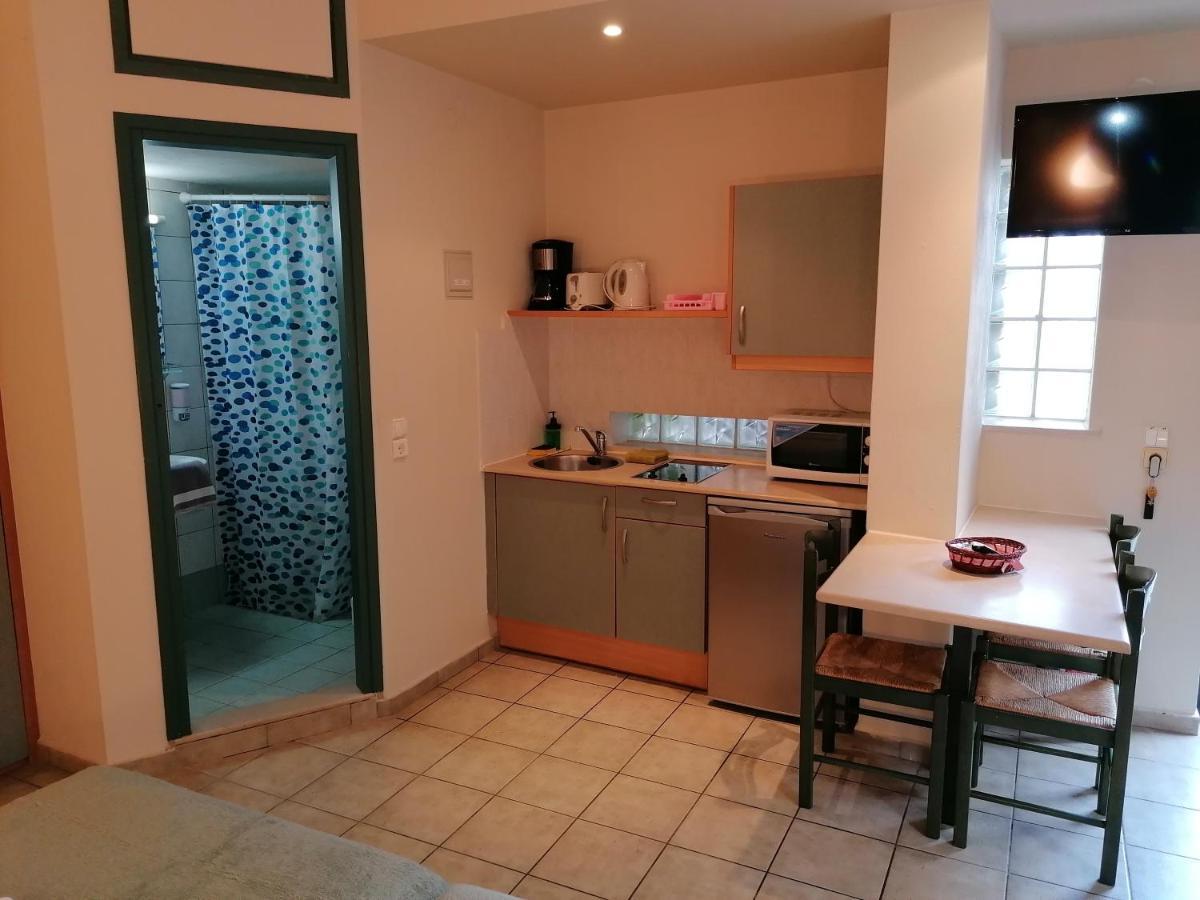 Villiana Holiday Apartments สตาลีดา ภายนอก รูปภาพ