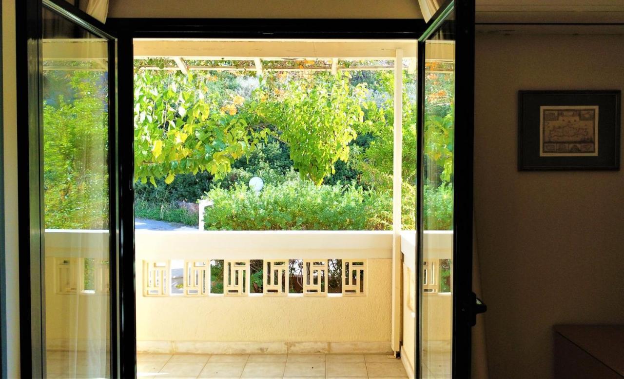 Villiana Holiday Apartments สตาลีดา ภายนอก รูปภาพ