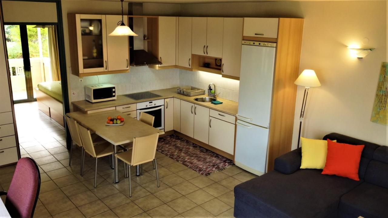 Villiana Holiday Apartments สตาลีดา ภายนอก รูปภาพ