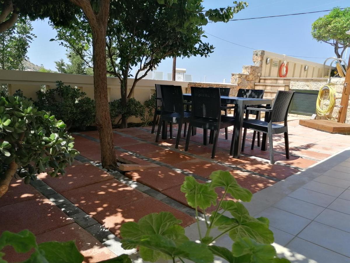 Villiana Holiday Apartments สตาลีดา ภายนอก รูปภาพ