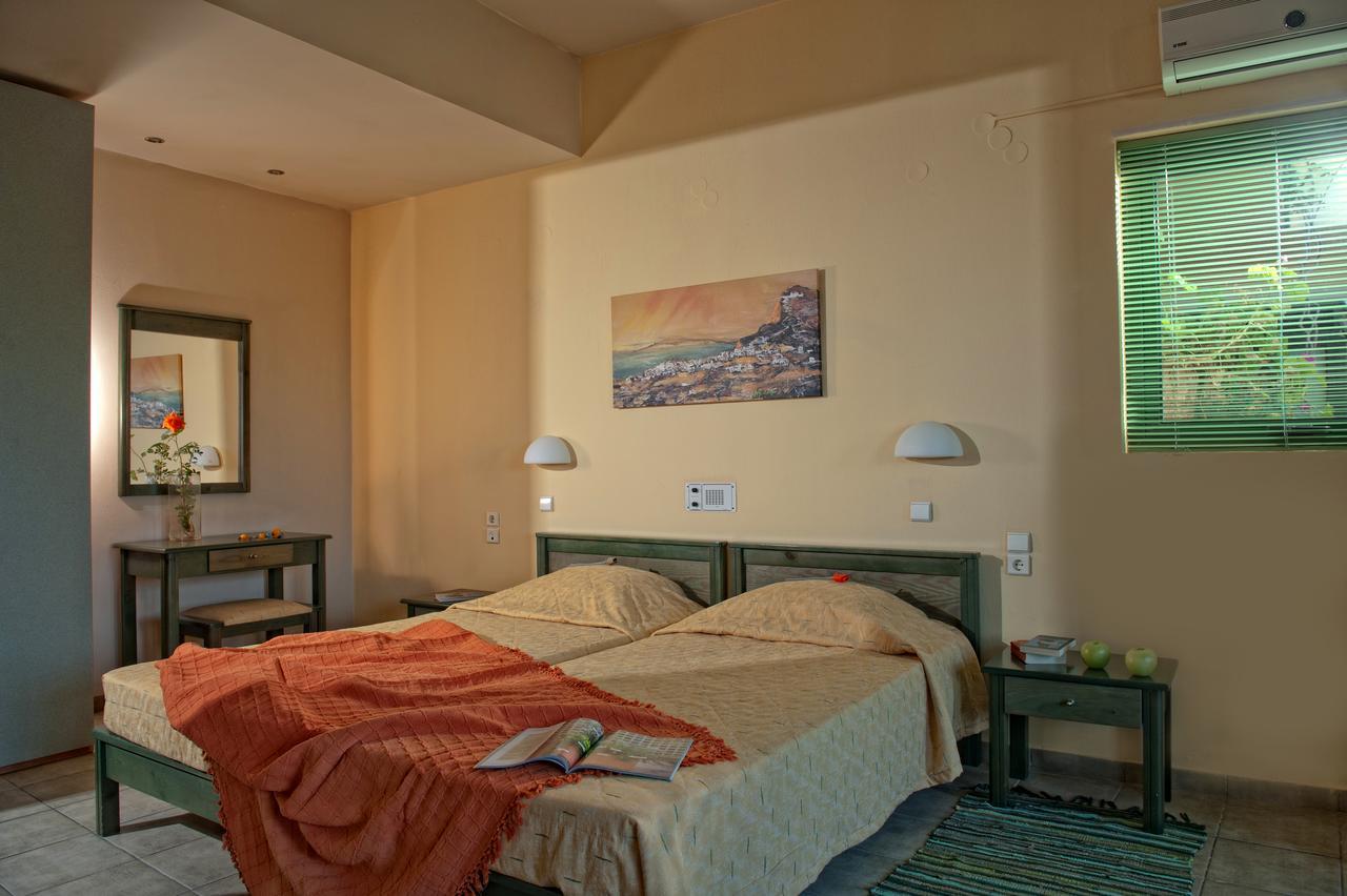 Villiana Holiday Apartments สตาลีดา ภายนอก รูปภาพ